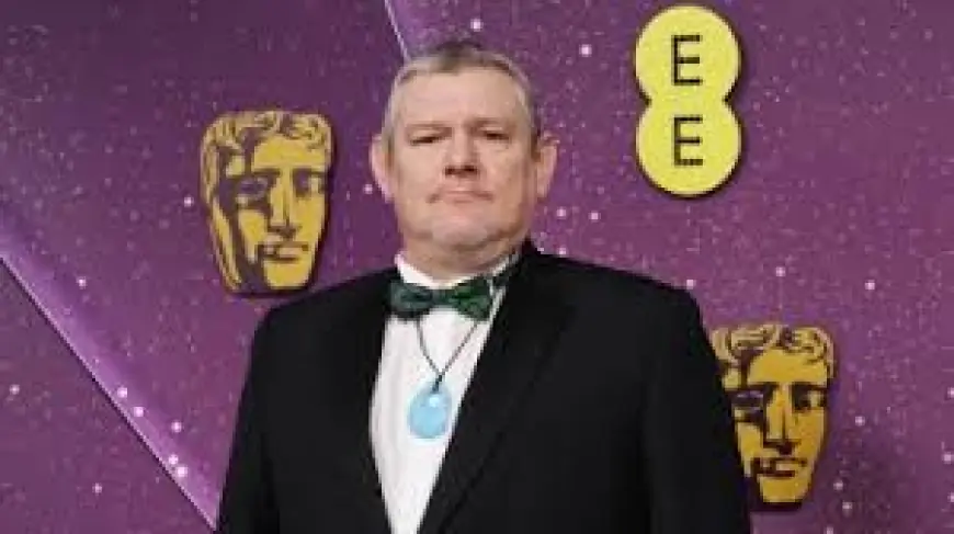 Jonte Richardson quits after Bafta broadcast airs N-word during Michael B Jordan and Delroy Lindo presentation