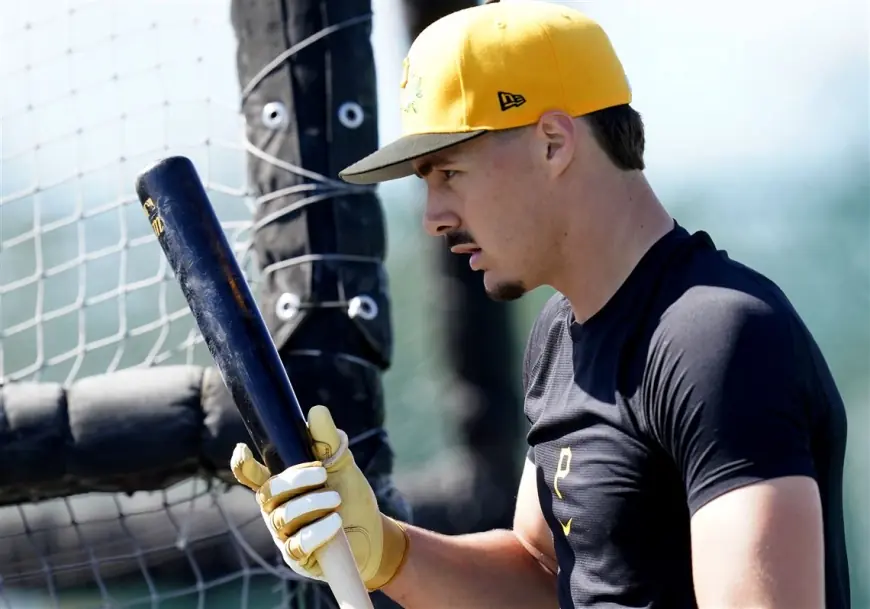 Konnor Griffin Mlb draws attention with two homers on video as Opening Day decision nears