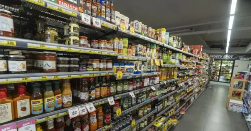 Inflation Surges, Boosting Likelihood of Interest Rate Hike