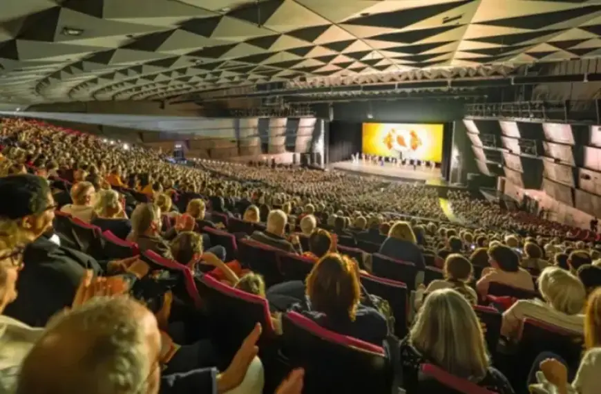 Shen Yun Captivates Global Audiences with Revived Traditional and Spiritual Aesthetics