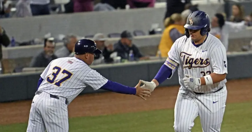 Lsu Baseball Score: Tigers Fall Behind After Four-Run Second at Alex Box