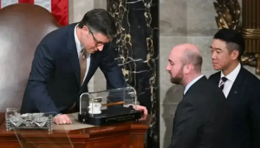 Mike Johnson Unveils George Washington’s Gavel at State of the Union
