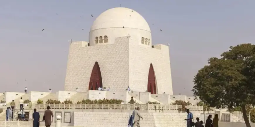 Karachi Sehri Time Today: 7th Ramadan, February 25, 2026