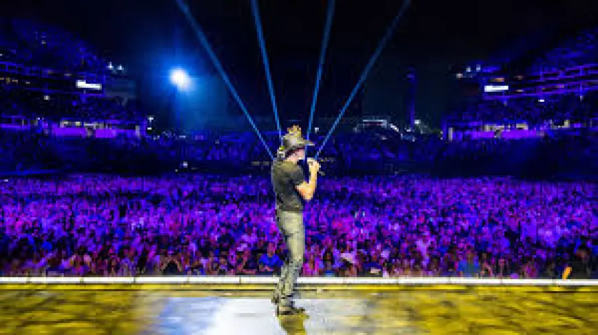 Ella Langley’s Nissan Stadium billing reshapes CMA Fest 2026: what fans and lineups are feeling