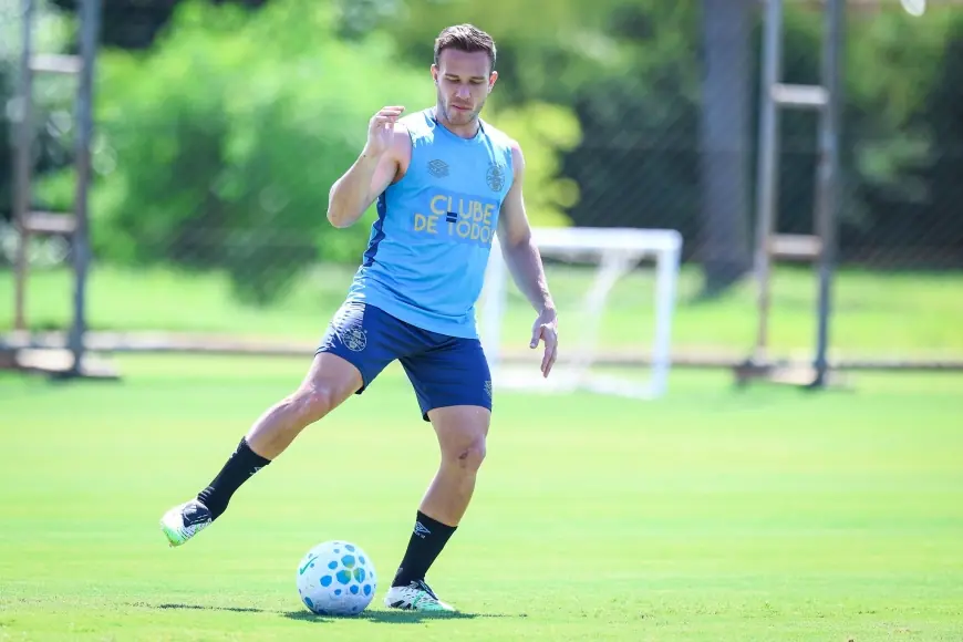 Grêmio Vs Atlético Mineiro: Castro Faces Late Midfield Setback Ahead of Arena Match