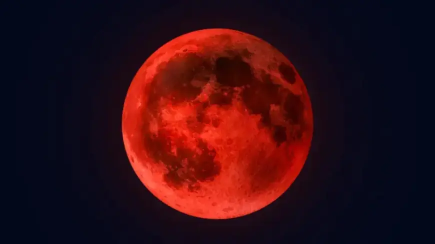 Blood Moon of March 3, 2026: Transformative Impact on These Four Zodiac Signs
