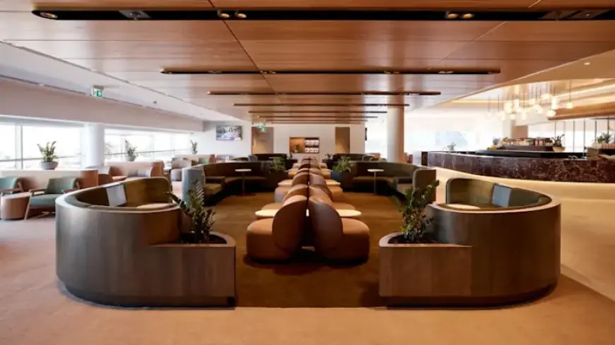 Qantas Revamps Loyalty Program, Reports $1.46 Billion Profit