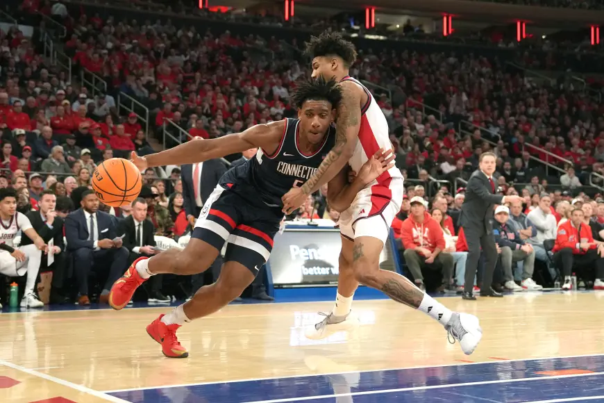 Uconn Basketball hosts No. 15 St. John’s in Hartford while Jaylin Stewart is sidelined