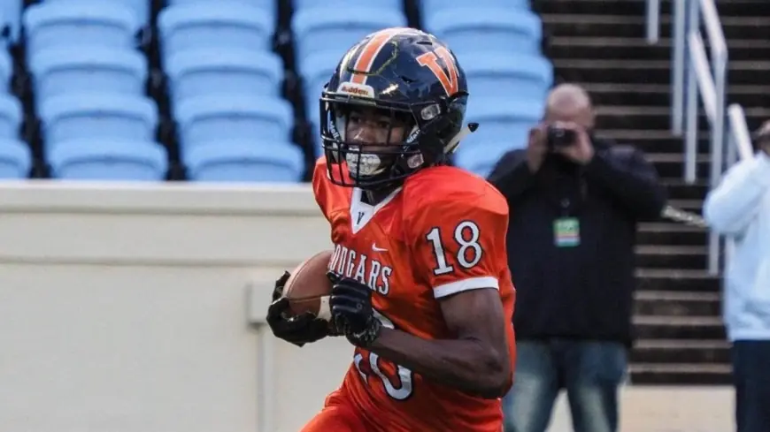 Nfl Combine Schedule: On-field Workouts Kick Off for DL and LB as Indianapolis Hosts 2026 Showcase