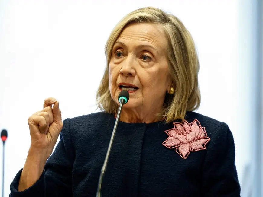 Hillary Clinton: hillary clinton challenges Republican-led House Epstein probe
