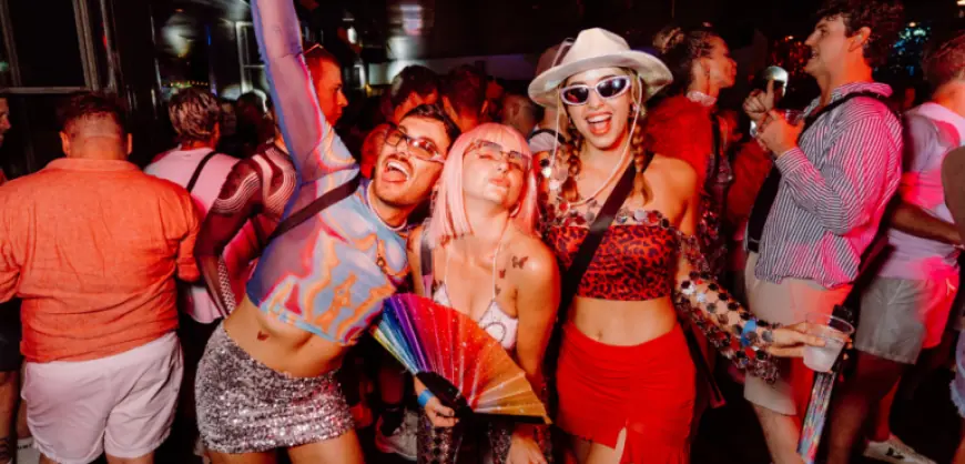 Laneway Brings Music and Excitement to Mardi Gras