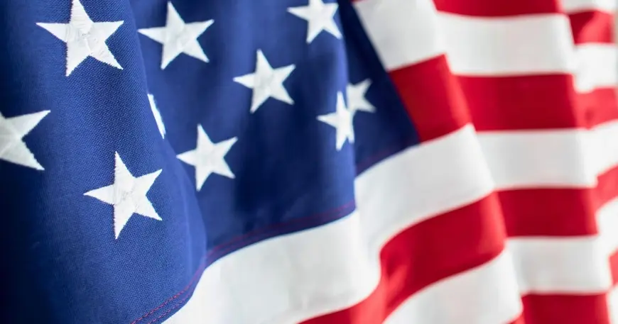 Allegiant launches Dolly Parton-themed Flight 925 from Sanford to Dollywood