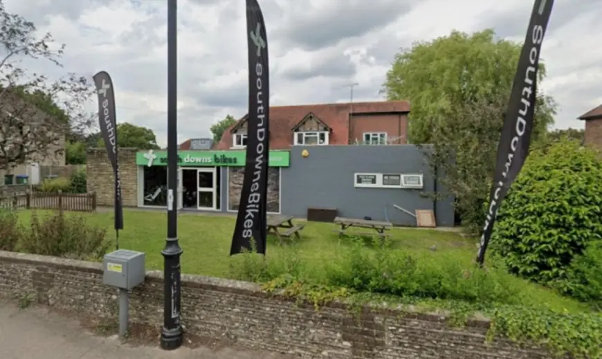 Stanley Kennett Met Police: Officer sacked for running coffee business while on full pay