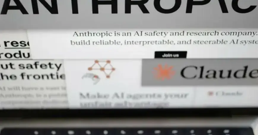 Trump Announces End of US Government’s Anthropic Software Usage