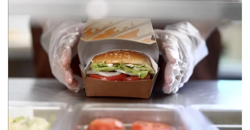 Burger King Whopper Changes: Guest Feedback Drives Bun, Packaging and AI-Linked Strategy