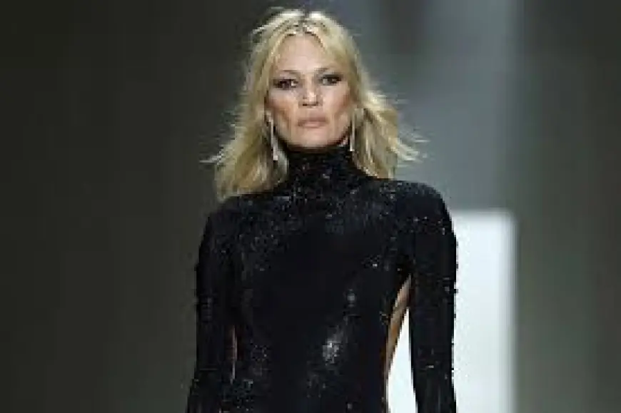 Kate Moss Shocks Gucci Runway as Demna Brings Sexy Back