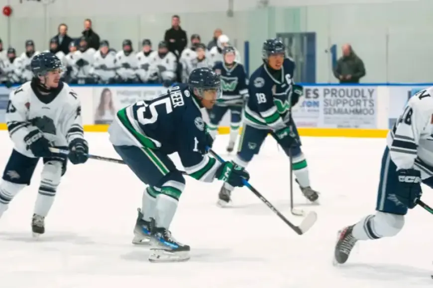 White Rock Whalers Sweep Round 1 of PJHL Playoffs 2-0