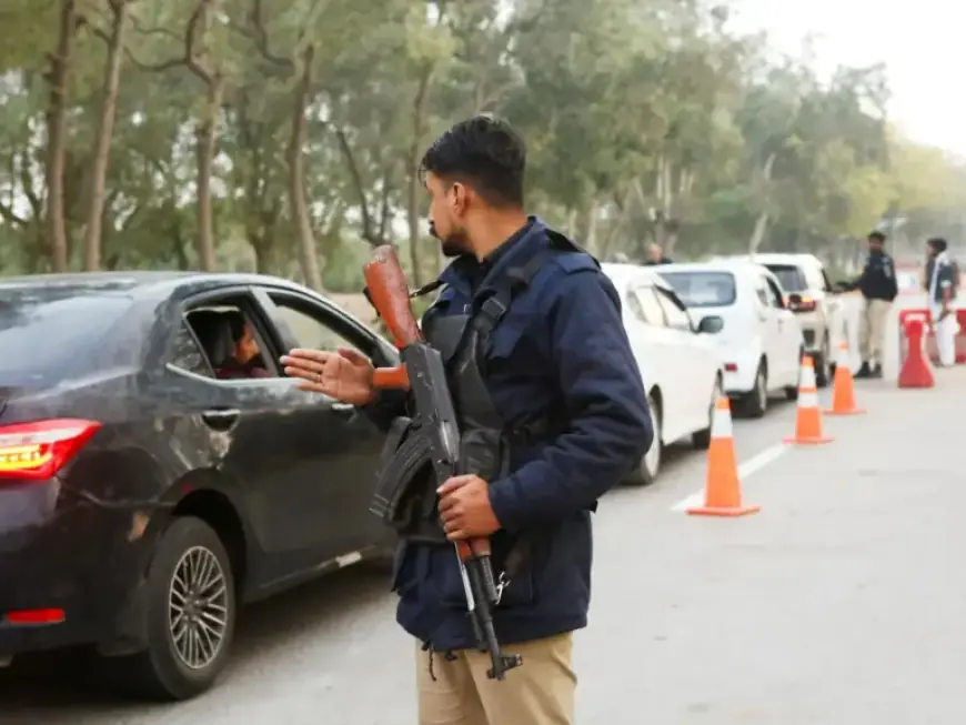 Pakistan Rejects Dialogue with Afghanistan Amid Ongoing Attacks