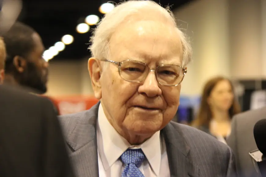 Berkshire Hathaway Will Report Q4 Results Saturday as Greg Abel Prepares First Shareholder Letter