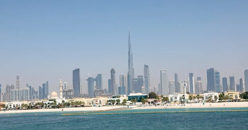 Emirates: UAE partially closes airspace as precautionary measure