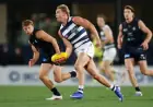 Scott Supports Cat’s AFL Comeback After 17-Month Hiatus