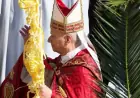 Pope Leo XIV Honors Pope Francis with Palm Sunday Opening Holy Week
