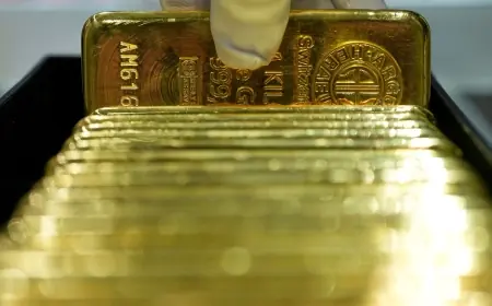 Gold Price Today: Metals Near One-Month High as Rally Sets Up Seventh Straight Monthly Gain