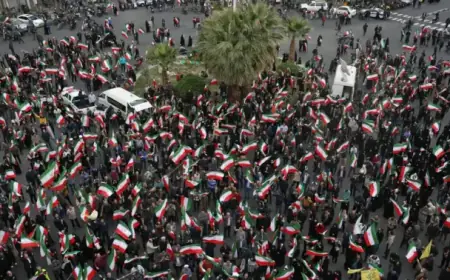 US Strikes on Iran Unlikely to Trigger Regime Change in Tehran