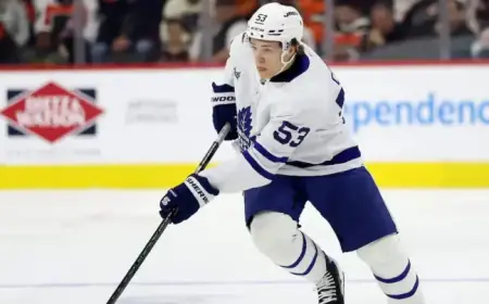 Cowan Rejoins Leafs Lineup Saturday Against Senators