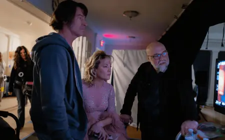 Song Sung Blue Movie Tops Streaming Charts, Praised as Human Musical Drama