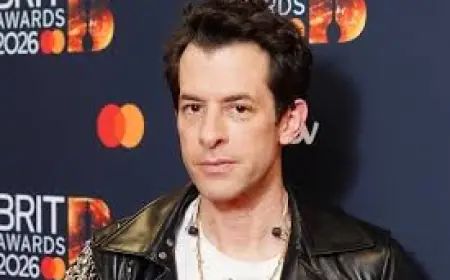 Mark Ronson remembers Amy Winehouse during BRIT Award acceptance speech