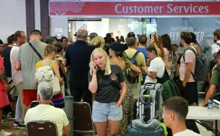 Qatar Airways among carriers caught in regional shutdown as thousands of transit passengers face cascading delays