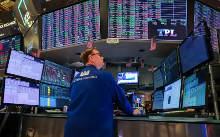 Dow Futures Plunge Sunday Night as War in Middle East Rattles Wall Street