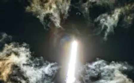 Spacex Launch Deploys 25 Starlink Satellites in Early-Morning Flight from Vandenberg