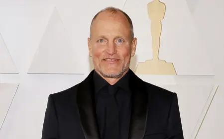 Actor Awards: Woody Harrelson to Present Life Achievement Nod to Harrison Ford; harrison ford on red carpet