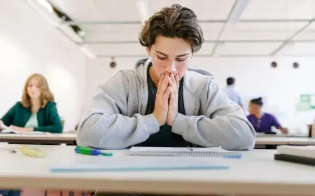 Goog Stock Climbs After Cloud and AI Gains, But Alphabet’s Massive Capex Plan Raises Questions