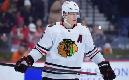 Oilers Close to Acquiring Defenseman Connor Murphy from Blackhawks
