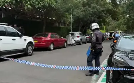 Police Shoot Armed Man Near Sydney CBD
