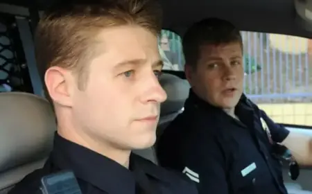 Top-Rated Cop Show with 100% on Rotten Tomatoes Now Streaming on Netflix