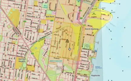 Hazardous Chemical Fire Sparks Warning in North Geelong