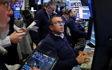 Wall Street Fears Prolonged Iran Conflict, Stocks Plummet