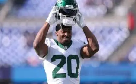 Jets Place Franchise Tag on Breece Hall as Long-Term Talks Continue