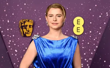 Jessie Buckley Reveals Her BAFTAs Must-Haves: Snacks, Spanx, and Gossip