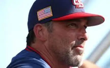 Mark Derosa’s rotation call reshapes the weekend for Team USA fans and roster-watchers