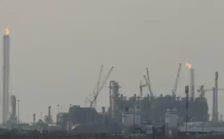 Middle East Conflict Spurs European Gas Prices, Highlights Canada’s Potential