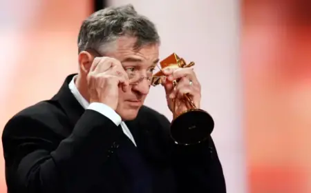 Robert De Niro to Present Lincoln’s Civility Warning at Carnegie Hall Benefit