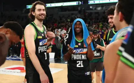 Phoenix Triumphs Over Wildcats to Advance