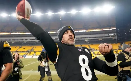 Aaron Rodgers' Future Keeps Steelers' Quarterback Plans in Flux as Draft Scenarios Emerge