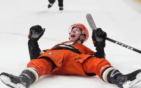 Gauthier Shines with Two Goals, Husso Secures Ducks’ Victory Over Islanders