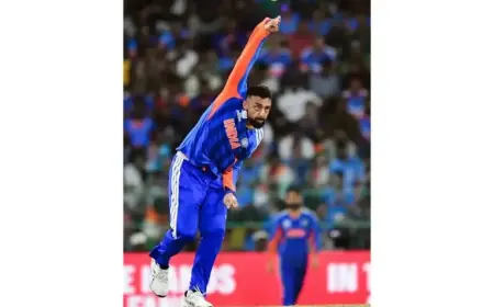 Kumble Advises Chakravarthy to Outfox Right-Handers in IND vs ENG T20 WC Semi-Final